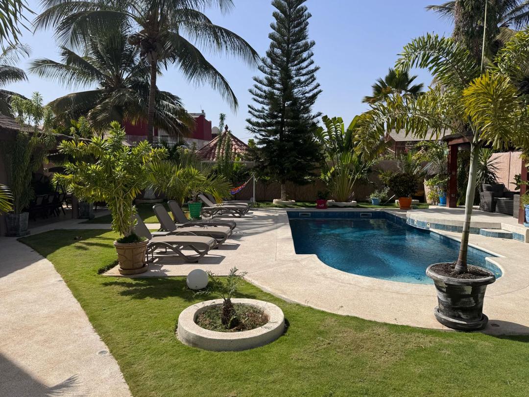 VILLA 220